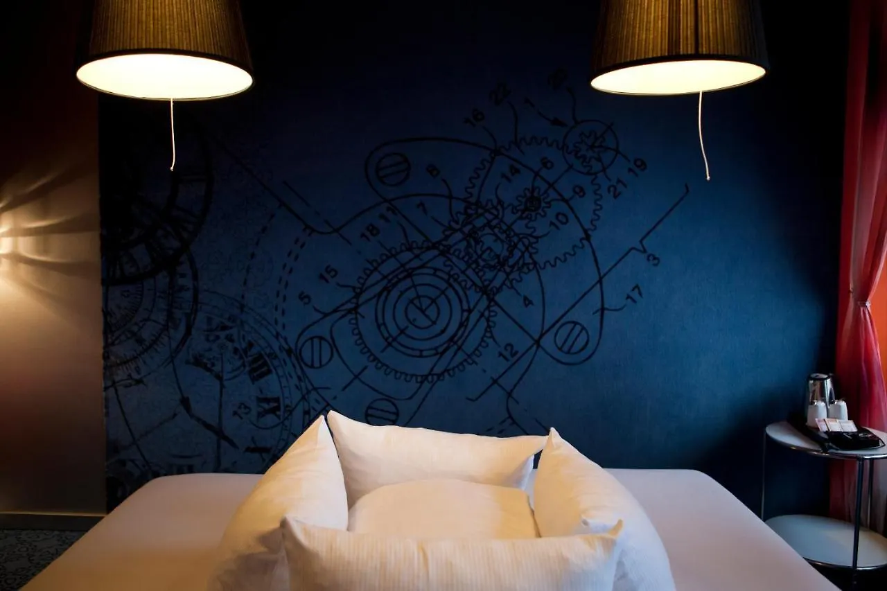 Skotel Amsterdam, Hotelschool The Hague Netherlands